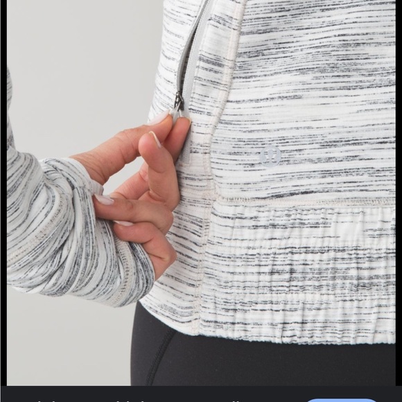 Lululemon Think Fast Hoodie, Size 4, Space Dye Camo White Silver Spoon - Picture 3 of 9